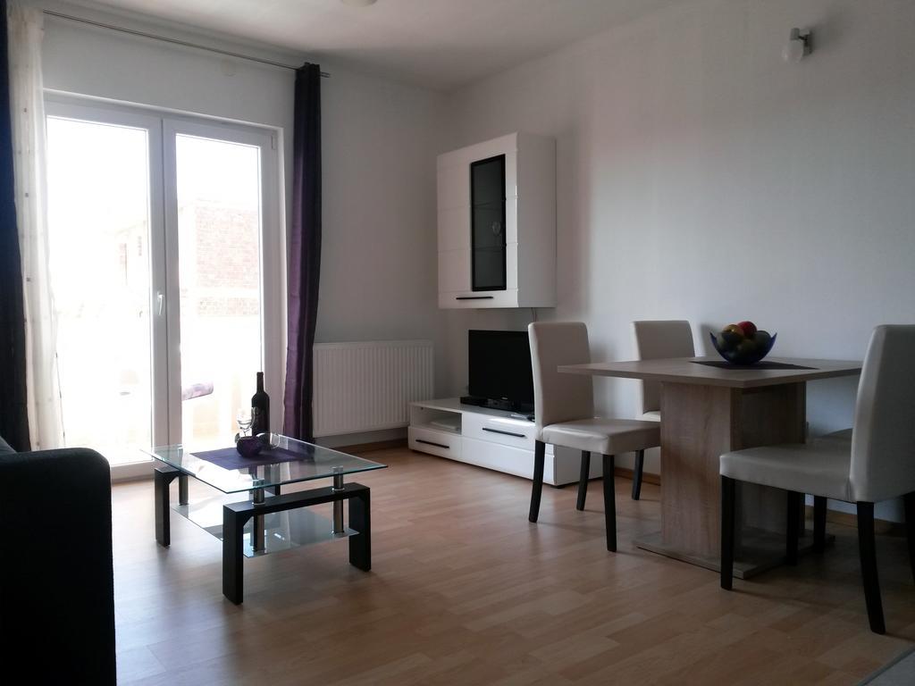 Apartments Josipa & Niki Vodice Phòng bức ảnh