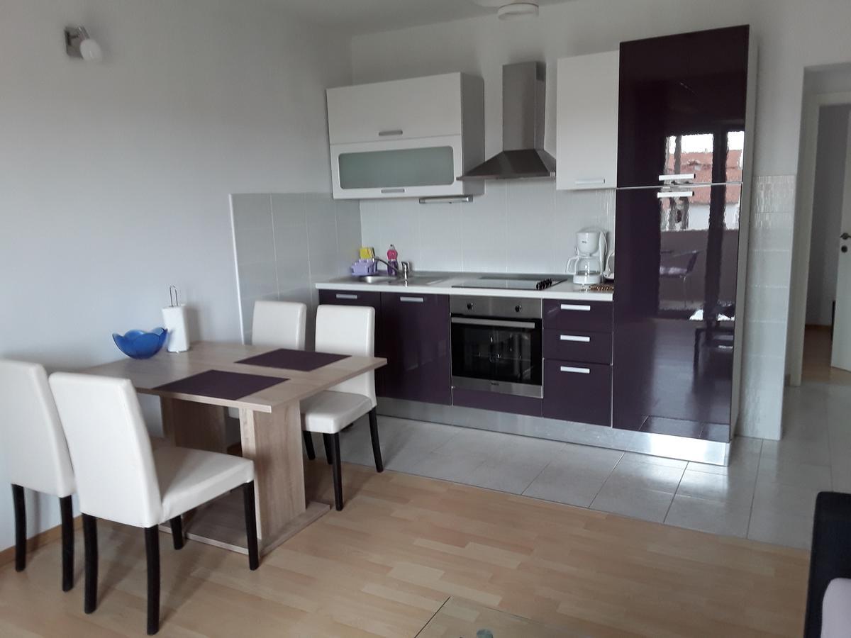 Apartments Josipa & Niki Vodice Ngoại thất bức ảnh