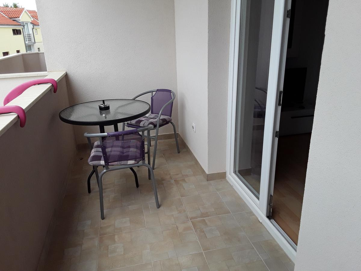 Apartments Josipa & Niki Vodice Ngoại thất bức ảnh