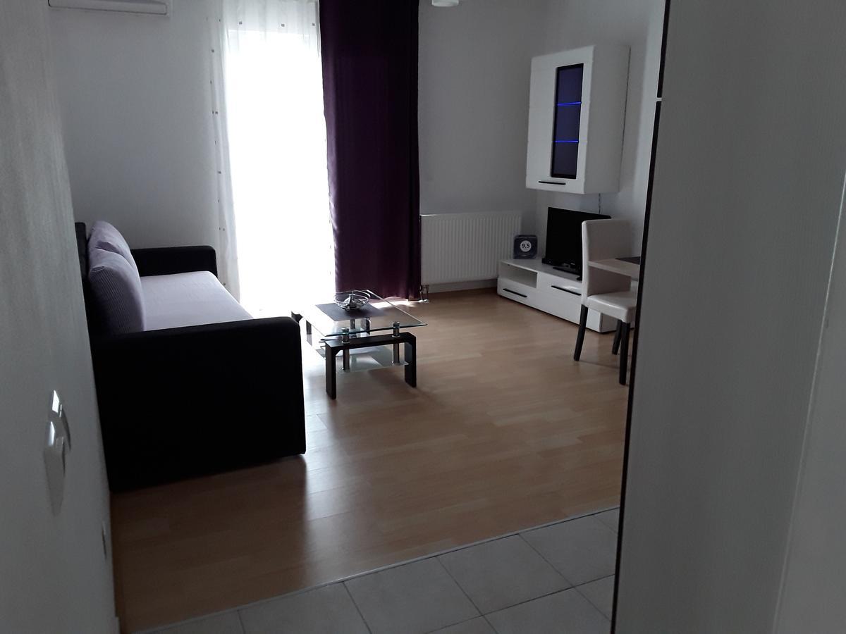Apartments Josipa & Niki Vodice Ngoại thất bức ảnh